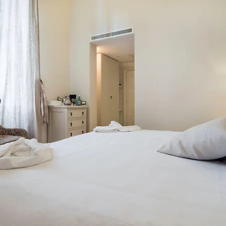 Πανσιόν My Spanishsteps 4*