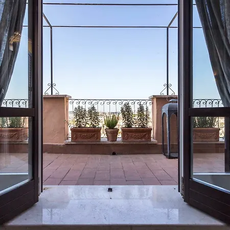 Guest house My Spanishsteps 2*